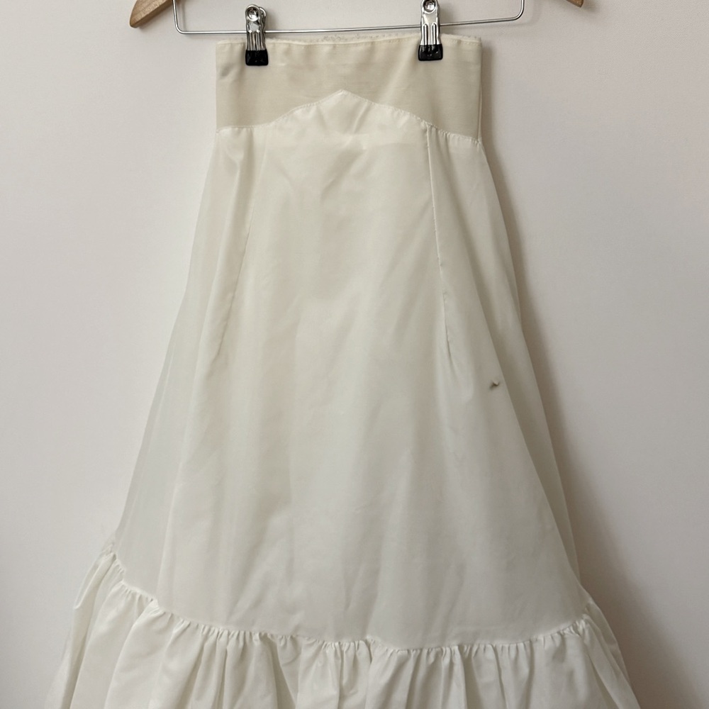 Ivory Crinoline Petticoat Ruffle Volume Maxi Length - Picture 2 of 12